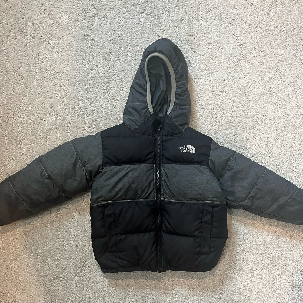 Boys Reversible Moondoggy Water Repellant Down Puffer The North Face 3T